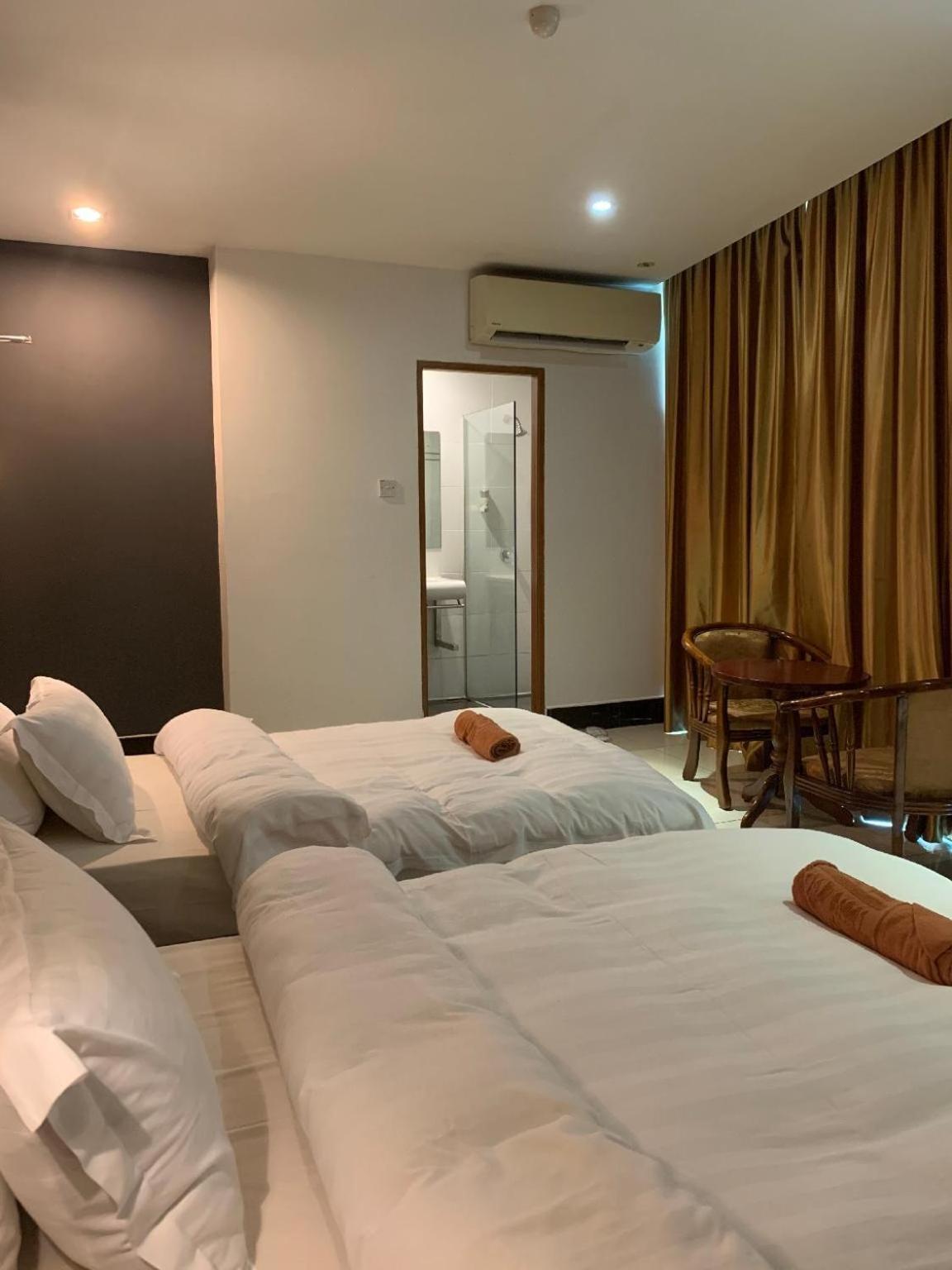 The Room Hotel Miri Pokój zdjęcie