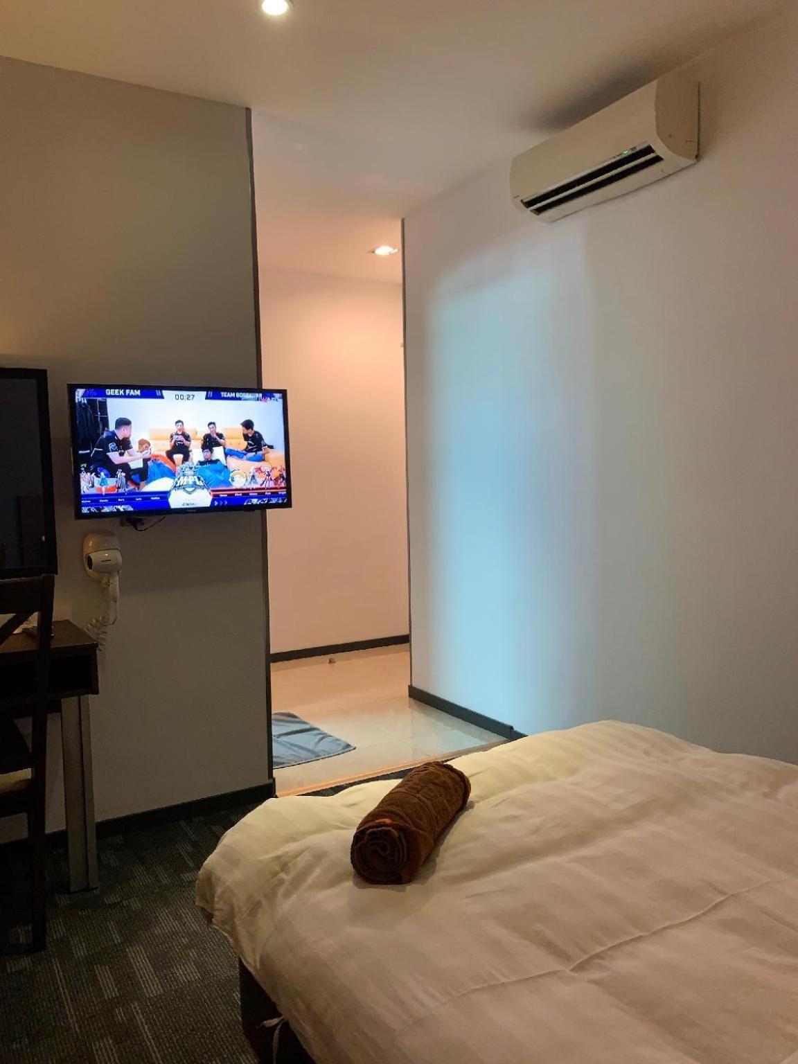 The Room Hotel Miri Pokój zdjęcie